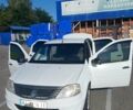 Білий Рено Логан, об'ємом двигуна 1.39 л та пробігом 243 тис. км за 3550 $, фото 6 на Automoto.ua