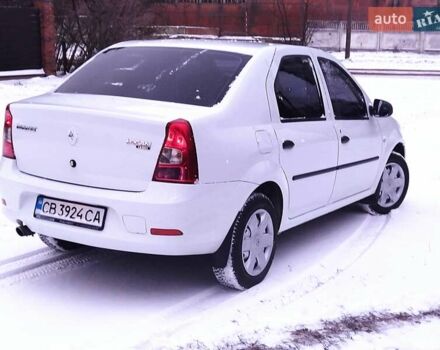 Белый Рено Логан, объемом двигателя 1.46 л и пробегом 130 тыс. км за 5200 $, фото 6 на Automoto.ua