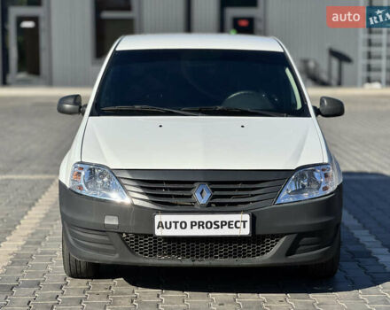 Белый Рено Логан, объемом двигателя 1.39 л и пробегом 252 тыс. км за 4300 $, фото 1 на Automoto.ua