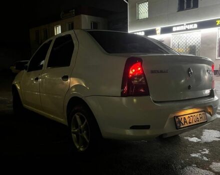 Белый Рено Логан, объемом двигателя 1.4 л и пробегом 100 тыс. км за 2800 $, фото 4 на Automoto.ua