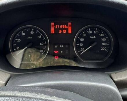Белый Рено Логан, объемом двигателя 1.39 л и пробегом 371 тыс. км за 2500 $, фото 7 на Automoto.ua