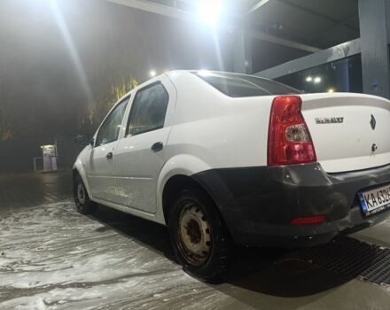 Білий Рено Логан, об'ємом двигуна 1.4 л та пробігом 243 тис. км за 3000 $, фото 4 на Automoto.ua