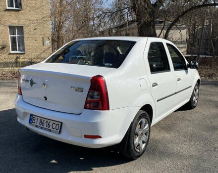 Білий Рено Логан, об'ємом двигуна 1.4 л та пробігом 184 тис. км за 5500 $, фото 3 на Automoto.ua