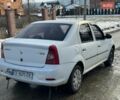 Белый Рено Логан, объемом двигателя 1.39 л и пробегом 360 тыс. км за 2500 $, фото 2 на Automoto.ua