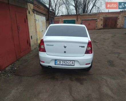 Белый Рено Логан, объемом двигателя 1.5 л и пробегом 130 тыс. км за 5000 $, фото 2 на Automoto.ua
