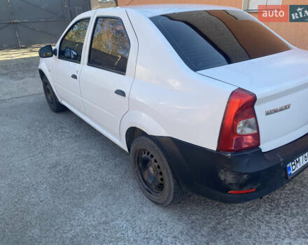 Белый Рено Логан, объемом двигателя 1.4 л и пробегом 262 тыс. км за 3500 $, фото 4 на Automoto.ua