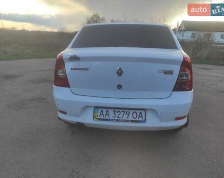 Білий Рено Логан, об'ємом двигуна 1.4 л та пробігом 180 тис. км за 3850 $, фото 6 на Automoto.ua