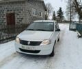 Білий Рено Логан, об'ємом двигуна 1.39 л та пробігом 200 тис. км за 3700 $, фото 3 на Automoto.ua
