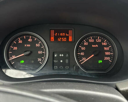 Білий Рено Логан, об'ємом двигуна 1.39 л та пробігом 211 тис. км за 2900 $, фото 12 на Automoto.ua