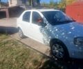 Білий Рено Логан, об'ємом двигуна 1.4 л та пробігом 320 тис. км за 2810 $, фото 4 на Automoto.ua