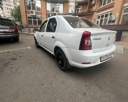 Білий Рено Логан, об'ємом двигуна 1.4 л та пробігом 467 тис. км за 2400 $, фото 4 на Automoto.ua