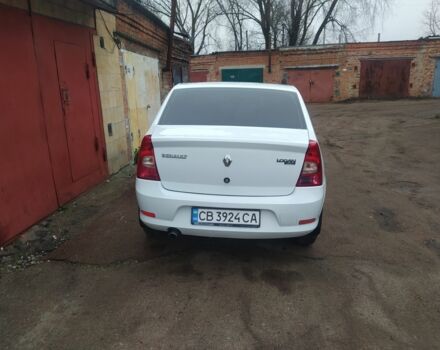 Белый Рено Логан, объемом двигателя 1.5 л и пробегом 130 тыс. км за 5000 $, фото 4 на Automoto.ua