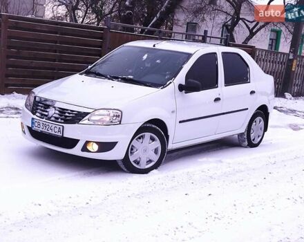 Белый Рено Логан, объемом двигателя 1.46 л и пробегом 130 тыс. км за 5200 $, фото 2 на Automoto.ua