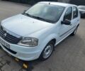 Белый Рено Логан, объемом двигателя 1.4 л и пробегом 255 тыс. км за 4200 $, фото 1 на Automoto.ua