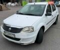Белый Рено Логан, объемом двигателя 1.39 л и пробегом 371 тыс. км за 2500 $, фото 1 на Automoto.ua