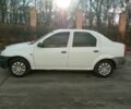 Белый Рено Логан, объемом двигателя 1.4 л и пробегом 780 тыс. км за 2600 $, фото 1 на Automoto.ua