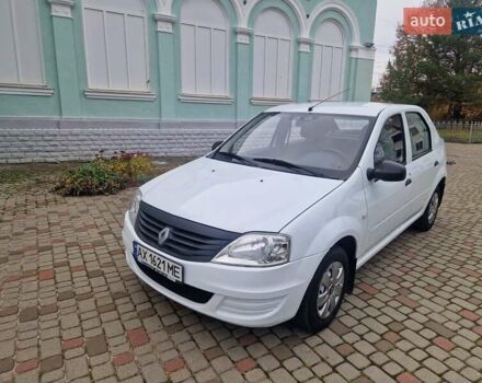 Белый Рено Логан, объемом двигателя 1.39 л и пробегом 53 тыс. км за 5500 $, фото 61 на Automoto.ua