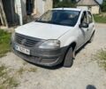 Белый Рено Логан, объемом двигателя 1.4 л и пробегом 270 тыс. км за 2800 $, фото 1 на Automoto.ua