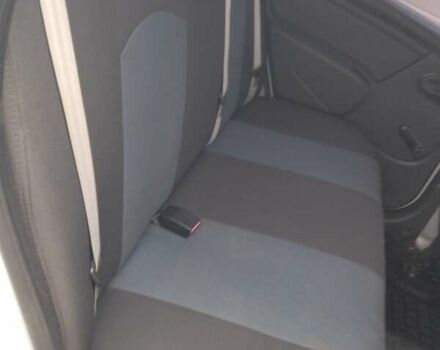 Белый Рено Логан, объемом двигателя 1.46 л и пробегом 130 тыс. км за 5200 $, фото 17 на Automoto.ua