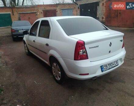 Белый Рено Логан, объемом двигателя 1.5 л и пробегом 130 тыс. км за 5000 $, фото 4 на Automoto.ua