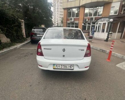 Білий Рено Логан, об'ємом двигуна 1.4 л та пробігом 467 тис. км за 2400 $, фото 5 на Automoto.ua