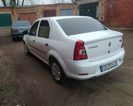 Белый Рено Логан, объемом двигателя 1.5 л и пробегом 130 тыс. км за 5000 $, фото 2 на Automoto.ua