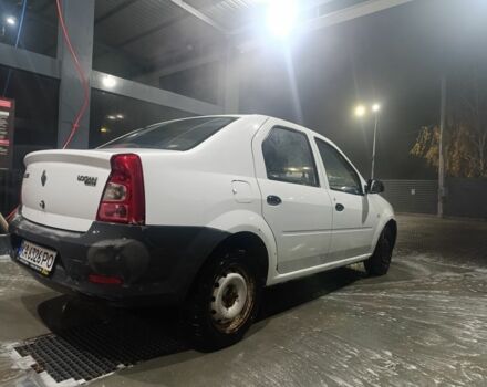 Білий Рено Логан, об'ємом двигуна 1.4 л та пробігом 243 тис. км за 3000 $, фото 2 на Automoto.ua