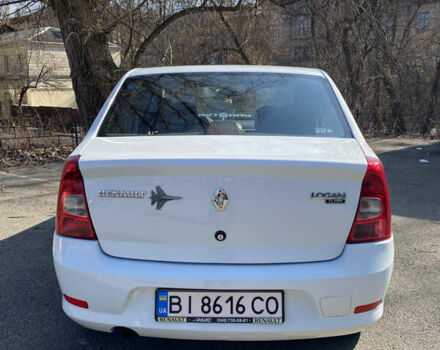 Білий Рено Логан, об'ємом двигуна 1.4 л та пробігом 184 тис. км за 5500 $, фото 4 на Automoto.ua