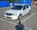 Білий Рено Логан, об'ємом двигуна 1.39 л та пробігом 243 тис. км за 3550 $, фото 1 на Automoto.ua
