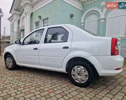 Белый Рено Логан, объемом двигателя 1.39 л и пробегом 53 тыс. км за 5500 $, фото 48 на Automoto.ua