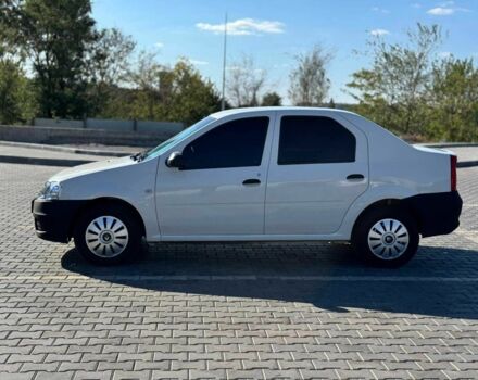 Білий Рено Логан, об'ємом двигуна 1.4 л та пробігом 252 тис. км за 3900 $, фото 6 на Automoto.ua