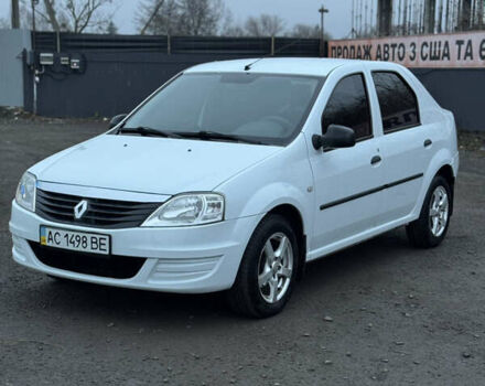 Белый Рено Логан, объемом двигателя 1.4 л и пробегом 108 тыс. км за 4300 $, фото 1 на Automoto.ua
