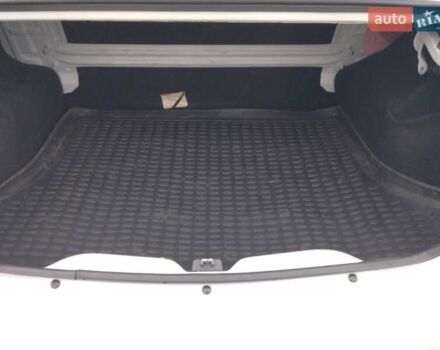 Белый Рено Логан, объемом двигателя 1.46 л и пробегом 130 тыс. км за 5200 $, фото 22 на Automoto.ua