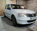 Білий Рено Логан, об'ємом двигуна 1.4 л та пробігом 200 тис. км за 3700 $, фото 1 на Automoto.ua