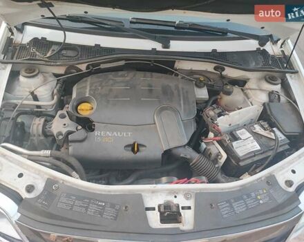 Белый Рено Логан, объемом двигателя 1.46 л и пробегом 196 тыс. км за 5500 $, фото 17 на Automoto.ua