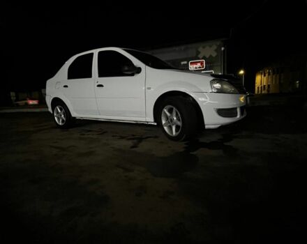 Белый Рено Логан, объемом двигателя 1.4 л и пробегом 100 тыс. км за 2800 $, фото 1 на Automoto.ua