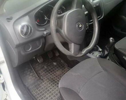 Білий Рено Логан, об'ємом двигуна 1.46 л та пробігом 230 тис. км за 4900 $, фото 8 на Automoto.ua