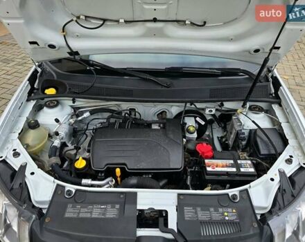 Білий Рено Логан, об'ємом двигуна 1.15 л та пробігом 140 тис. км за 4400 $, фото 22 на Automoto.ua