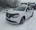 Білий Рено Логан, об'ємом двигуна 1.2 л та пробігом 304 тис. км за 3750 $, фото 1 на Automoto.ua