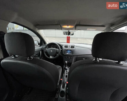 Білий Рено Логан, об'ємом двигуна 1.46 л та пробігом 230 тис. км за 4950 $, фото 9 на Automoto.ua