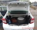 Белый Рено Логан, объемом двигателя 1.2 л и пробегом 350 тыс. км за 3400 $, фото 4 на Automoto.ua