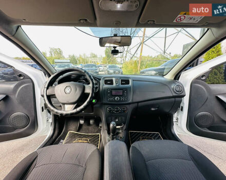 Белый Рено Логан, объемом двигателя 1.46 л и пробегом 151 тыс. км за 6600 $, фото 17 на Automoto.ua