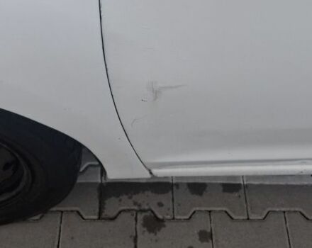 Білий Рено Логан, об'ємом двигуна 1.2 л та пробігом 450 тис. км за 3000 $, фото 6 на Automoto.ua