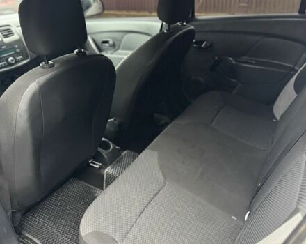 Белый Рено Логан, объемом двигателя 1.1 л и пробегом 360 тыс. км за 3300 $, фото 6 на Automoto.ua