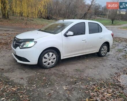 Белый Рено Логан, объемом двигателя 1.2 л и пробегом 300 тыс. км за 5000 $, фото 6 на Automoto.ua