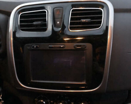 Белый Рено Логан, объемом двигателя 1.15 л и пробегом 243 тыс. км за 4999 $, фото 21 на Automoto.ua