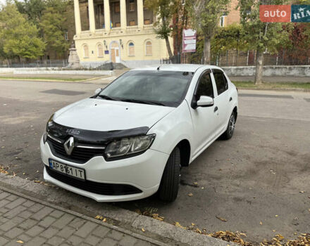 Рено Логан 2013 у Миколаєві на Automoto.ua Білий Рено Логан, об'ємом двигуна 1.15 л та пробігом 410 тис. км за 4300 $, фото 3 на Automoto.ua