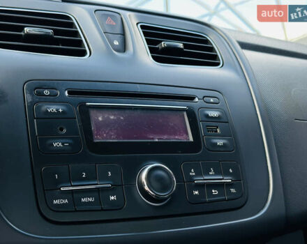 Белый Рено Логан, объемом двигателя 1.46 л и пробегом 151 тыс. км за 6600 $, фото 27 на Automoto.ua