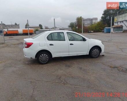 Білий Рено Логан, об'ємом двигуна 1.2 л та пробігом 350 тис. км за 3400 $, фото 1 на Automoto.ua