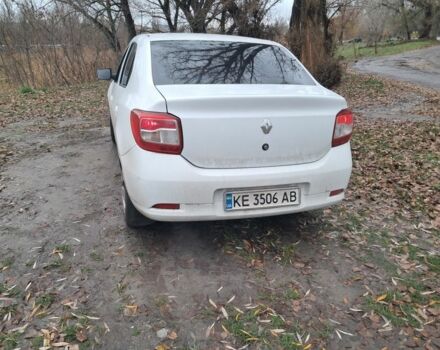 Белый Рено Логан, объемом двигателя 1.1 л и пробегом 300 тыс. км за 5500 $, фото 2 на Automoto.ua